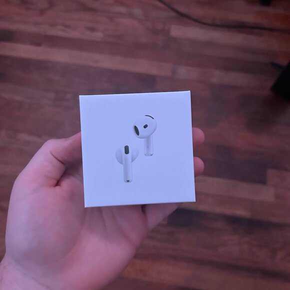 Apple AirPods 4 with Active Noise Cancellation